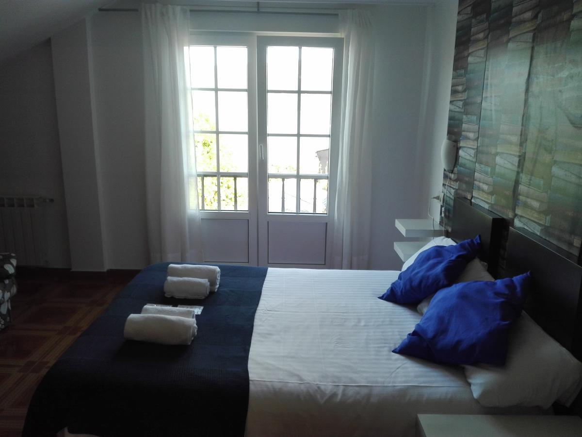 Aparthotel Corcubion Playa De Quenxe Екстер'єр фото